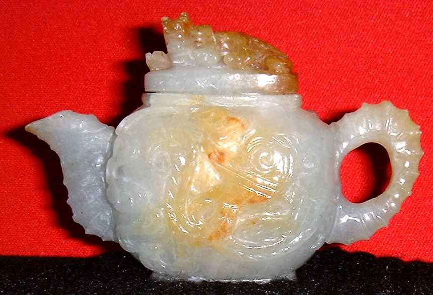 White-gold coloured jade cup (Close-up view)